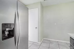 6535 Kennington Cir, Milton, FL 32570 - Photo 18