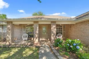 3984 Holleyberry Ln, Milton, FL 32583 - Photo 4