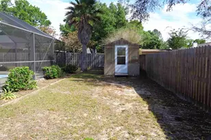 3984 Holleyberry Ln, Milton, FL 32583 - Photo 12