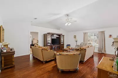 3984 Holleyberry Ln, Milton, FL 32583 - Photo 12