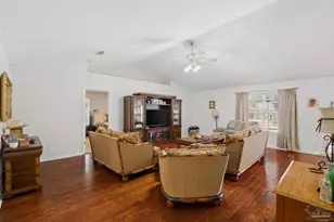 3984 Holleyberry Ln, Milton, FL 32583 - Photo 12