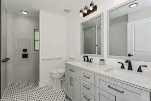 4536 Hickory Shores Blvd, Gulf Breeze, FL 32563 - Photo 34