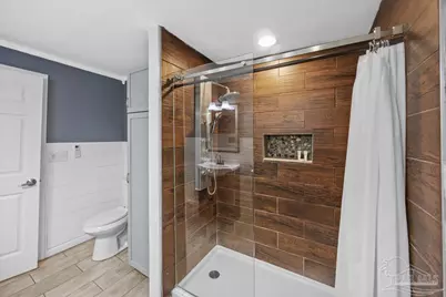 3290 Bayou Dr, Pensacola, FL 32505 - Photo 14