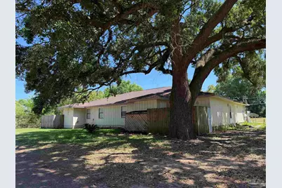 130 E 9 Mile Rd #7, Cantonment, FL 32534 - Photo 4