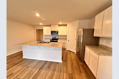 6081 Secretariat Way, Pensacola, FL 32526 - Photo 4