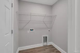 7925 Twin Lake Dr, Milton, FL 32583 - Photo 32