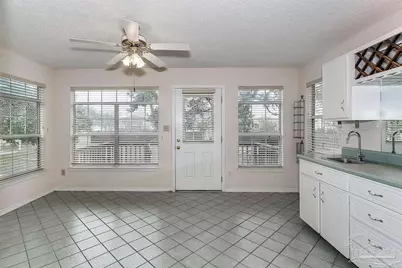 2969 Laurel Dr, Gulf Breeze, FL 32563 - Photo 8