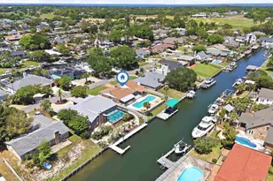 1134 Seabreeze Ln, Gulf Breeze, FL 32563 - Photo 38