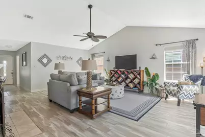1089 Lionsgate Ln, Gulf Breeze, FL 32563 - Photo 2