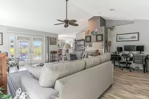 1089 Lionsgate Ln, Gulf Breeze, FL 32563 - Photo 6