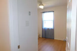 6508 E Shore Dr, Pensacola, FL 32505 - Photo 26
