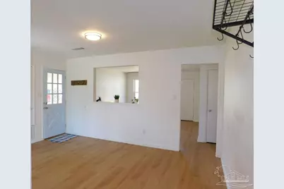 6508 East Shore Dr, Pensacola, FL 32505 - Photo 14