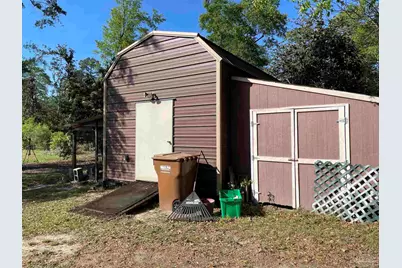 3947 Ward Basin Rd, Milton, FL 32583 - Photo 16