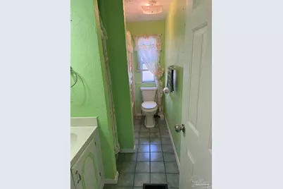 1911 Ambassador Dr, Gulf Breeze, FL 32563 - Photo 20