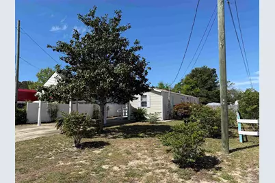 1911 Ambassador Dr, Gulf Breeze, FL 32563 - Photo 2