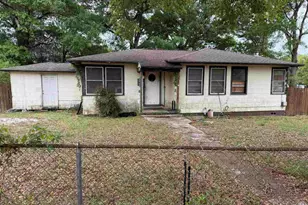 413 Frisco Rd, Pensacola, FL 32507 - Photo 2