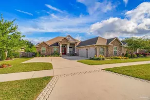 5871 Huntington Creek Blvd, Pensacola, FL 32526 - Photo 2