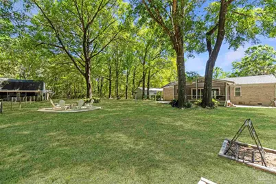 10806 Hatcher St, Milton, FL 32583 - Photo 2