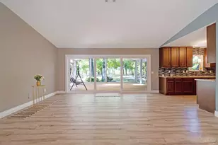 10806 Hatcher St, Milton, FL 32583 - Photo 8