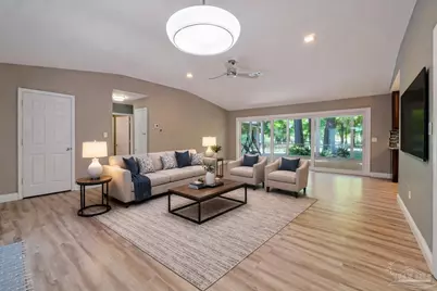 10806 Hatcher St, Milton, FL 32583 - Photo 4