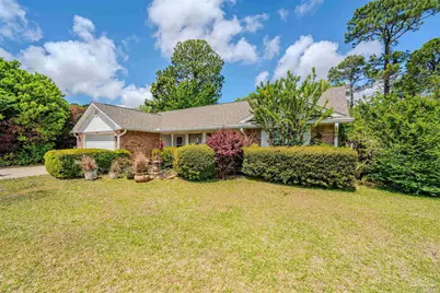 8126 Sedgefield Dr, Pensacola, FL 32507 - Photo 4