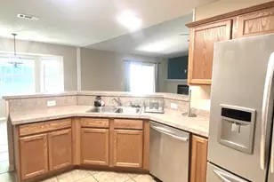 6425 Sarasota St, Pensacola, FL 32526 - Photo 6