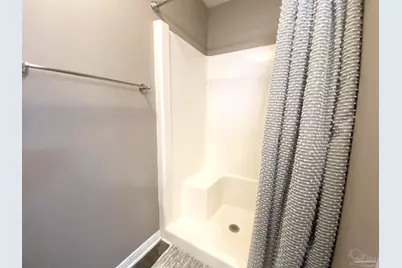 6425 Sarasota St, Pensacola, FL 32526 - Photo 18