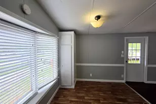 8527 San Juan Calzada, Pensacola, FL 32507 - Photo 10