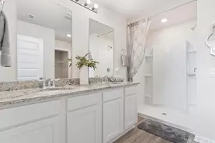 5856 Belmont Stakes Rd, Pensacola, FL 32526 - Photo 12