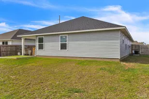 9733 Angel Oak Dr, Pensacola, FL 32526 - Photo 10