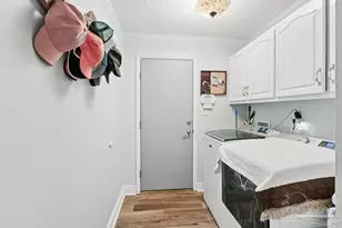 2406 Jewell Lee Ln, Pensacola, FL 32526 - Photo 30