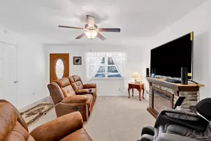 5131 Oakleaf Dr, Pace, FL 32571 - Photo 4