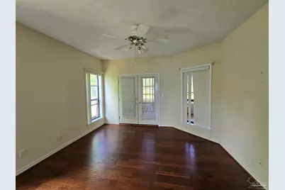 1574 Hunters Creek Dr, Cantonment, FL 32533 - Photo 8