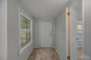 1011 W Hatton St, Pensacola, FL 32526 - Photo 10