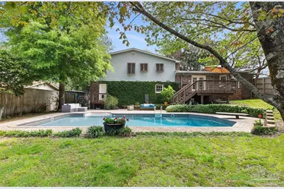 505 Bear Dr, Gulf Breeze, FL 32561 - Photo 2