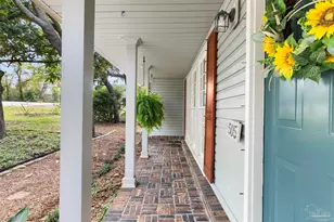 505 Bear Dr, Gulf Breeze, FL 32561 - Photo 4