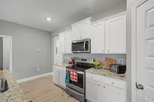 7902 Burnside Loop, Pensacola, FL 32526 - Photo 10