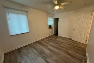 205 Holmes Dr, Pensacola, FL 32507 - Photo 8