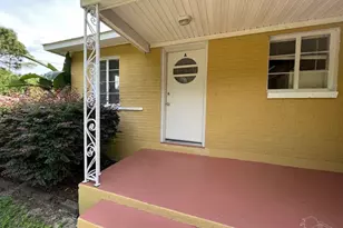 205 Holmes Dr, Pensacola, FL 32507 - Photo 2