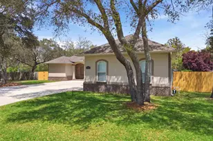 6750 Bushton St, Navarre, FL 32566 - Photo 4