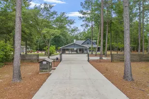 2629 Wallace Lake Rd, Pace, FL 32571 - Photo 4