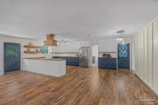 5812 Mimosa Ave, Milton, FL 32570 - Photo 8