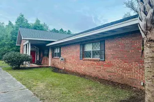 5812 Mimosa Ave, Milton, FL 32570 - Photo 2
