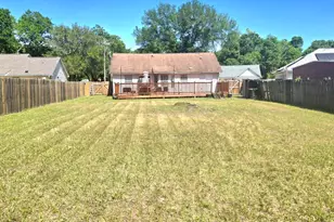 81 N Jamaica St, Pensacola, FL 32507 - Photo 20