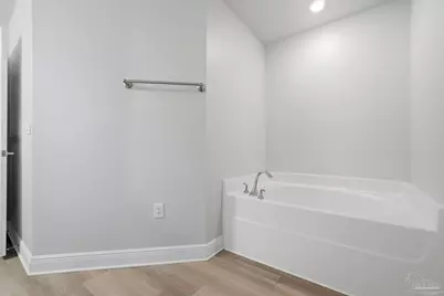 8803 Derby Ln, Pensacola, FL 32534 - Photo 20