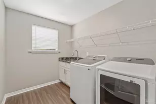 10765 Lucie Ct, Pensacola, FL 32526 - Photo 32