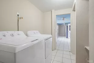 211 NW Gilliland Rd, Pensacola, FL 32507 - Photo 12