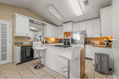 6859 Liberty St, Navarre, FL 32566 - Photo 10