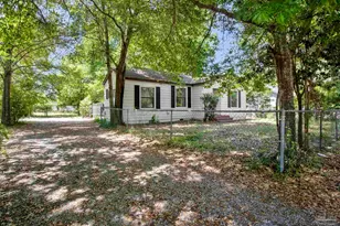 119 N Manchester St, Pensacola, FL 32507 - Photo 2