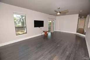 2558 Amberjack Ct, Pensacola, FL 32526 - Photo 8